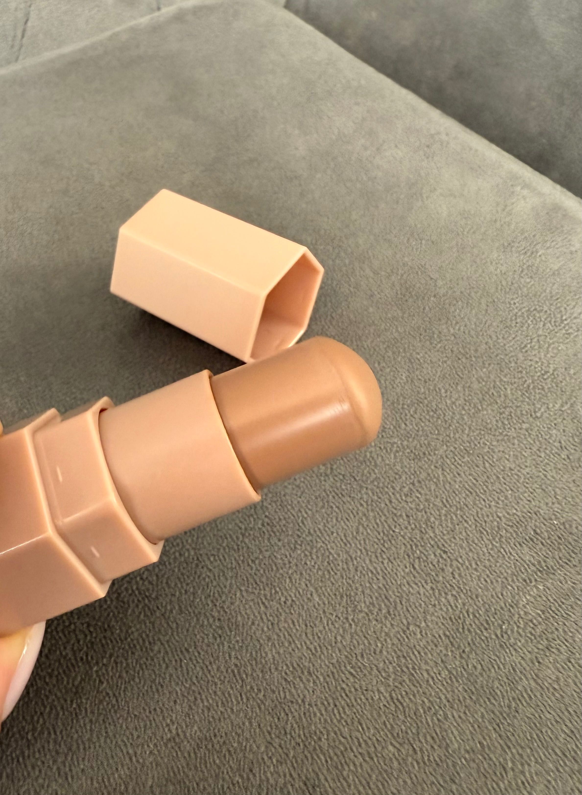 скулптор от Fenty Beauty и четка за него Kiko