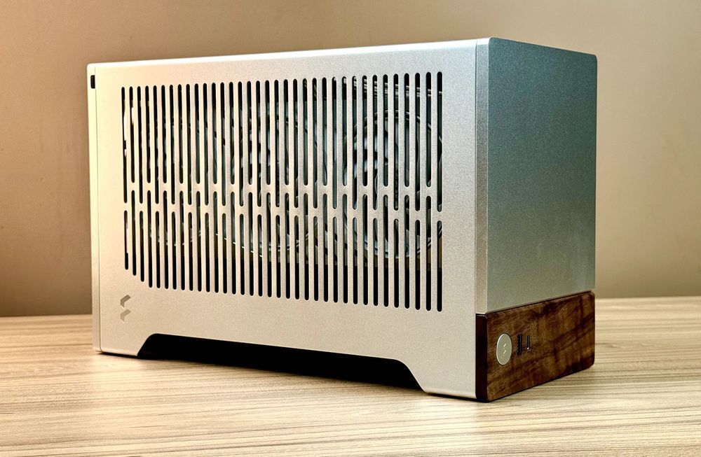 Новый Fractal Terra - ITX / SFF / 9800X3D / 64GB / 5080 / 4TB