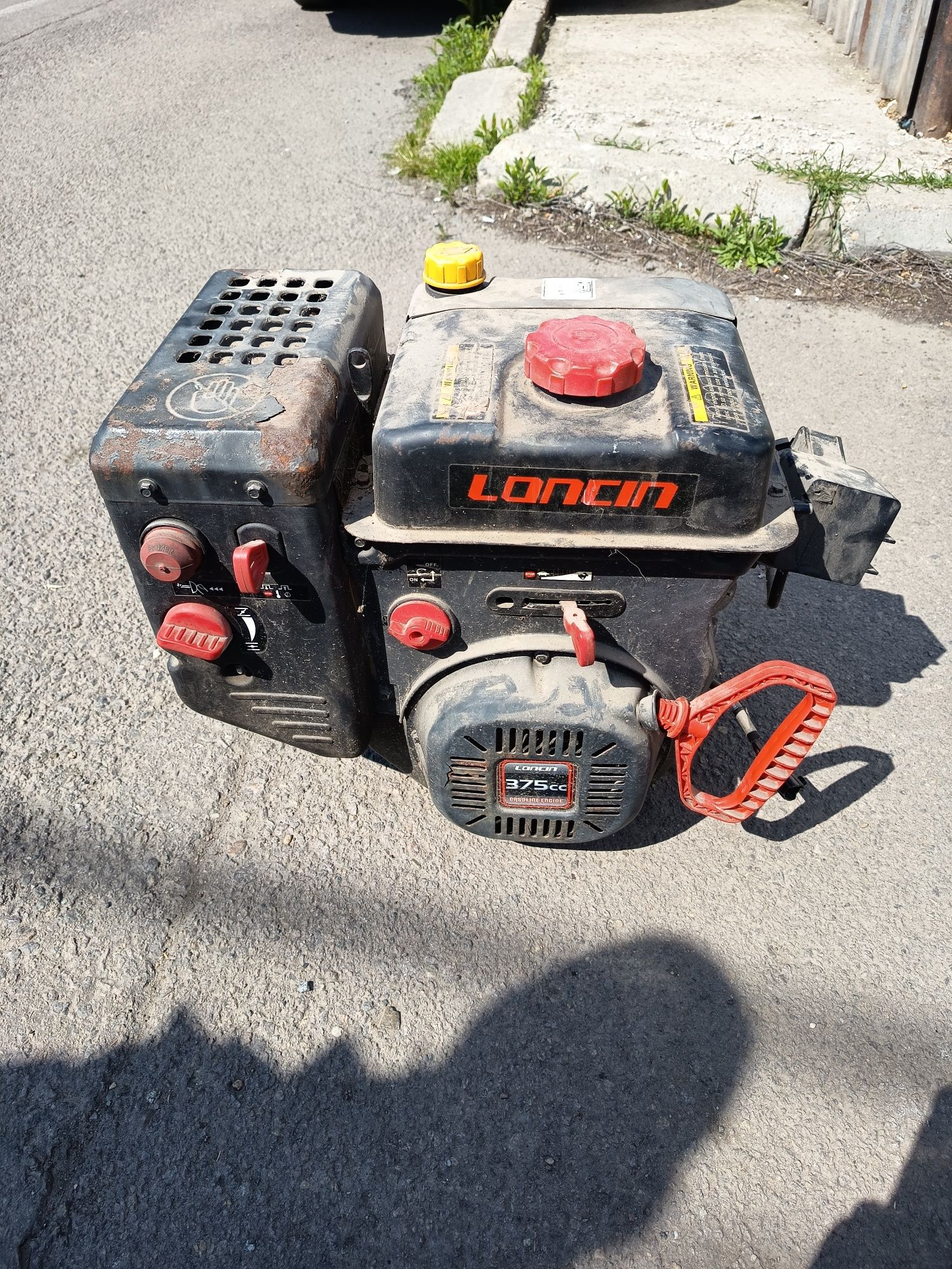 Motor 4 timpi 375 cc