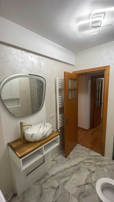 inchiriez apartament bacau