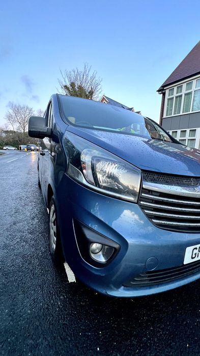 Продава се Vauxhall Vivaro