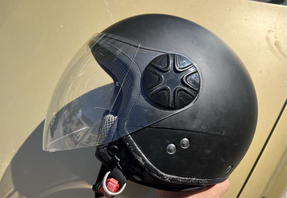 Каска за мотор L размер