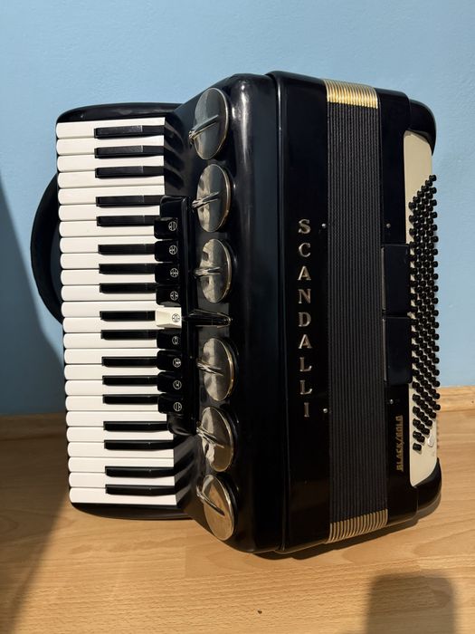 acordeon scandalli brevetto 120 de basi
