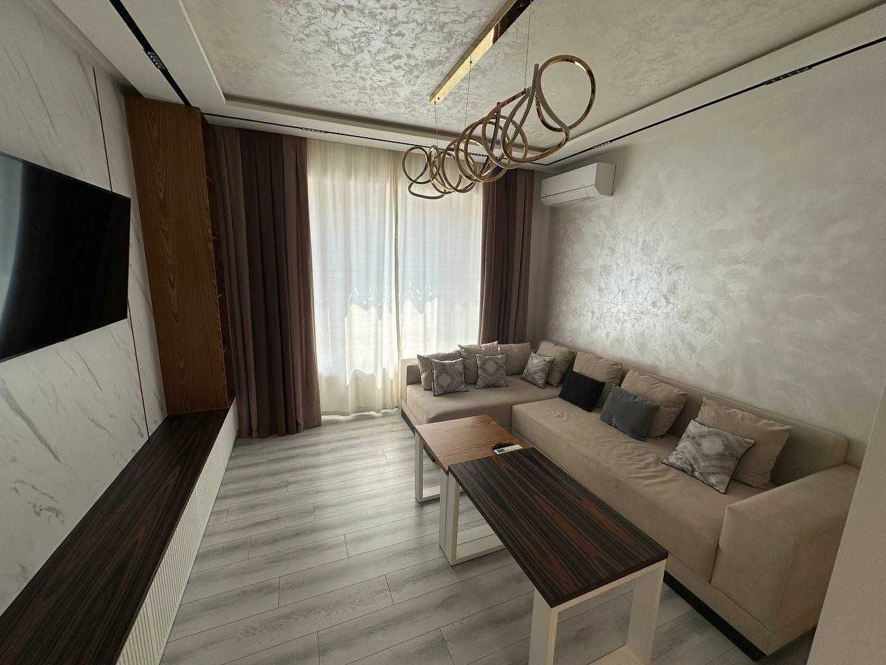 77* ЦЕНА НИЗКАЯ! Продам 3х ком кв в Новостройке! Глинка Голубые Купола