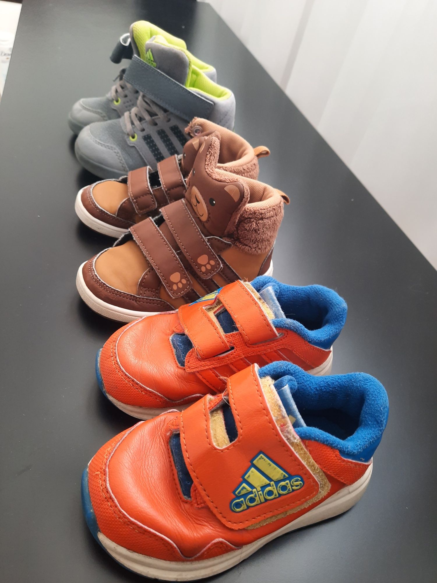 Lot adidasi Adidas