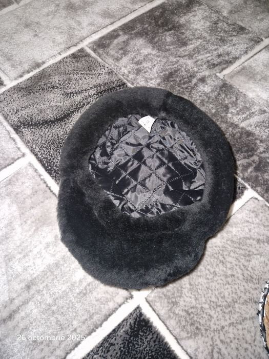 Căciulă oaie cu cozoroc