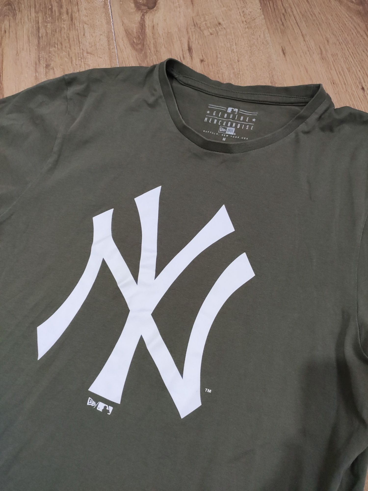 Tricou New Era New York Yankees mărime S/M