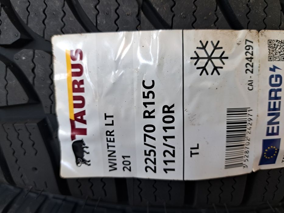 Anvelope de iarna 225-70r15c Taurus