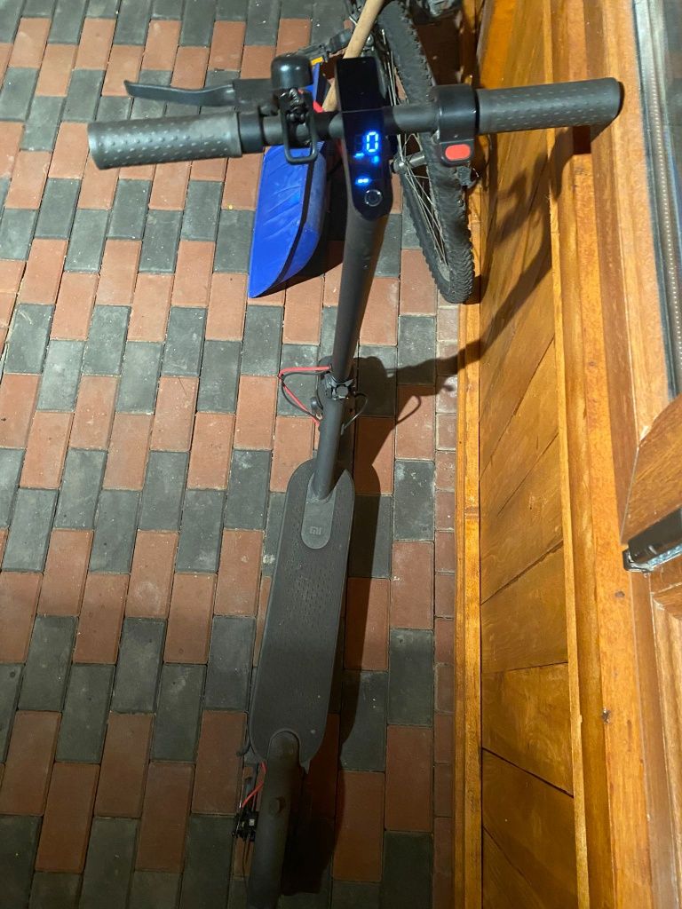 Trotineta electrica Xiaomi Mi Pro 2