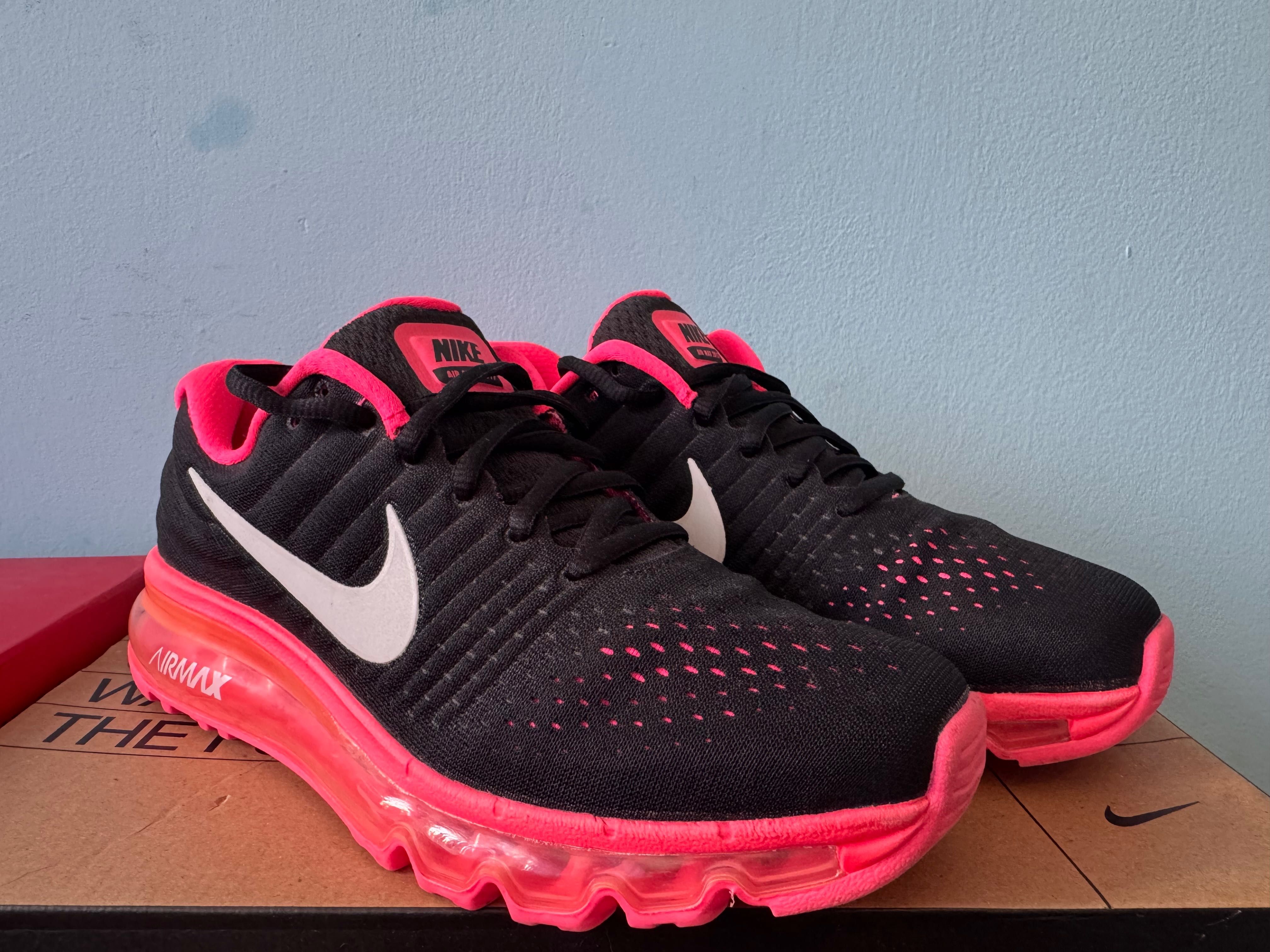 Оригинали дамски маратонки Nike Air Max