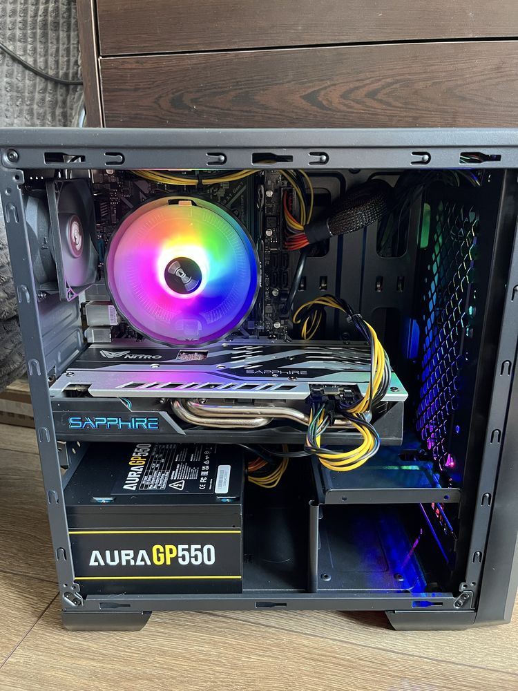 Геймърски компютър  i5 8500 + 16GB  + 512mb m2 nvme