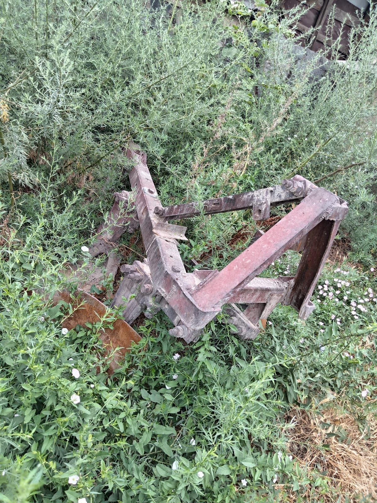 Продам трактор в хорошем состояний