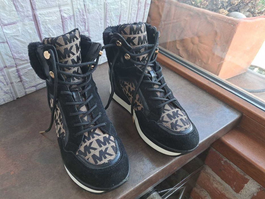 дамски боти,зимни обувки,ботуши на платформа,MICHAEL KORS номер38,