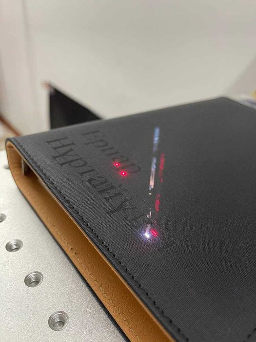 корпоративные блокноты с гравировкой сыйлык подарки коллеги ручка