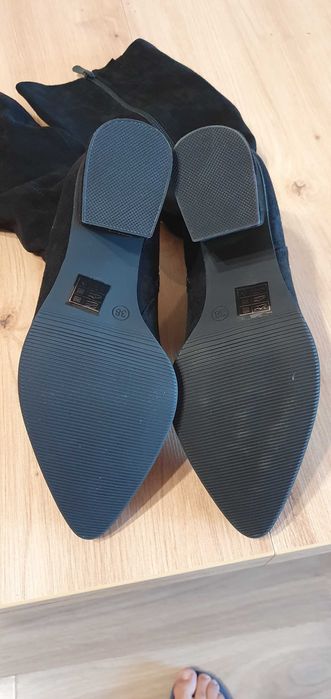 Дамски ботуши на ток Goodin, размер 38. Нови.