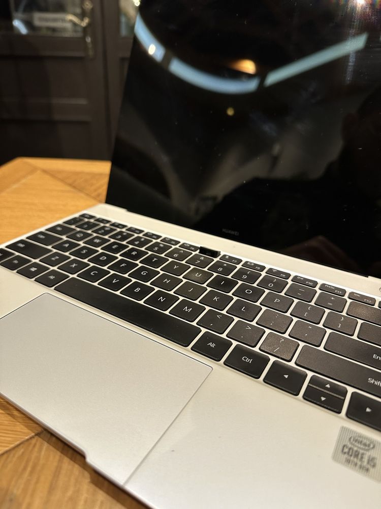 Laptop huawei matebook pro x touchscreen nu macbook