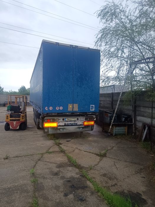 Vând semiremorca Krone an 2012