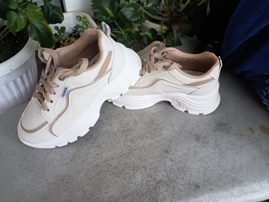 Дамски маратонки