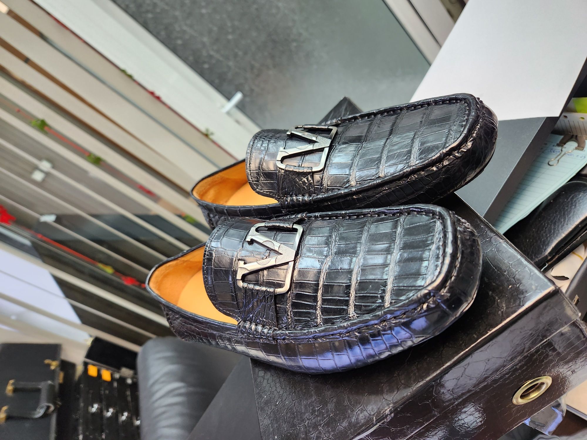Обувки от автентична крокодилска кожа н.43
