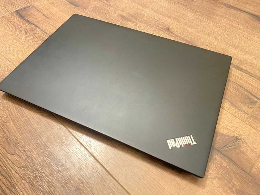 Лаптоп LENOVO THINKPAD T490s i5-8265U, 16GB, 256GB NVME, 14" FHD Touch