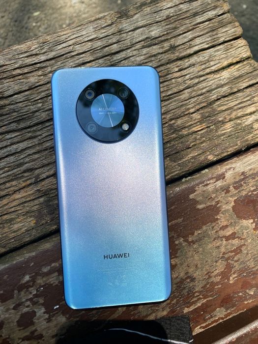 Telefon Huawei nova y90