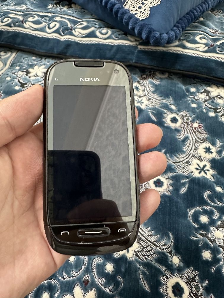 Nokia C7-00 ideal