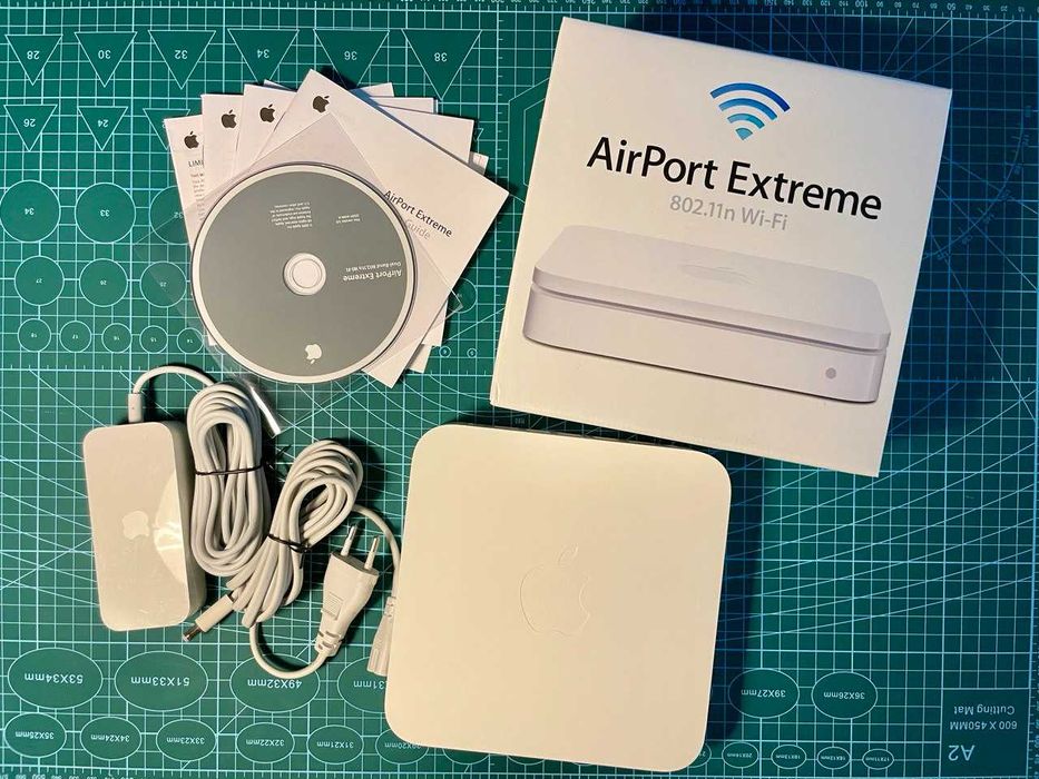 Router AirPort Extreme 802.11n WiFi A1354 4th Gen
