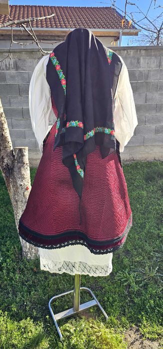 Автентична носия