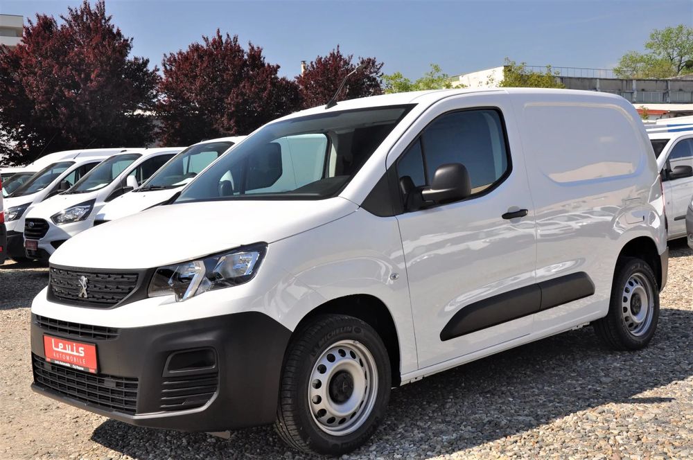Peugeot Partner 3 Locuri
