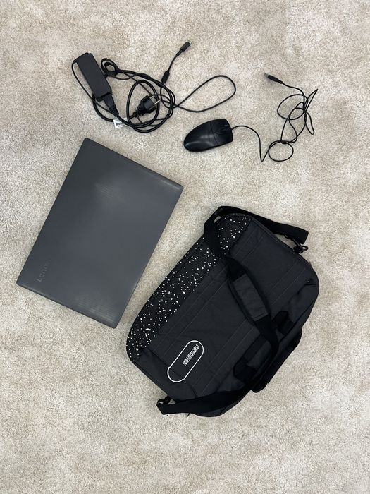 Laptop Lenovo V130