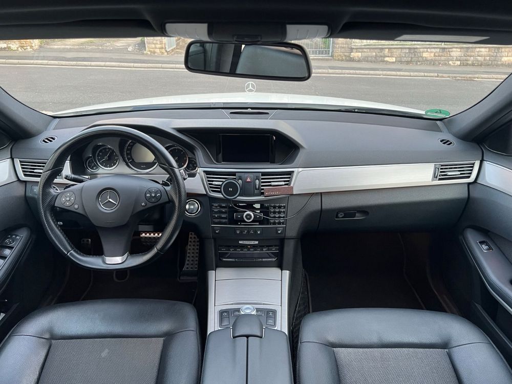 На части! Mercedes E350 CDI W212 AMG пакет седан 265 кс 7G tronic
