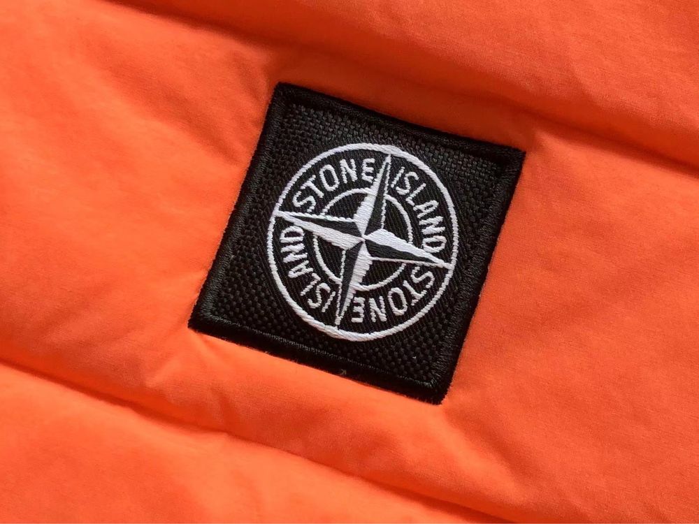 Stone island елек S