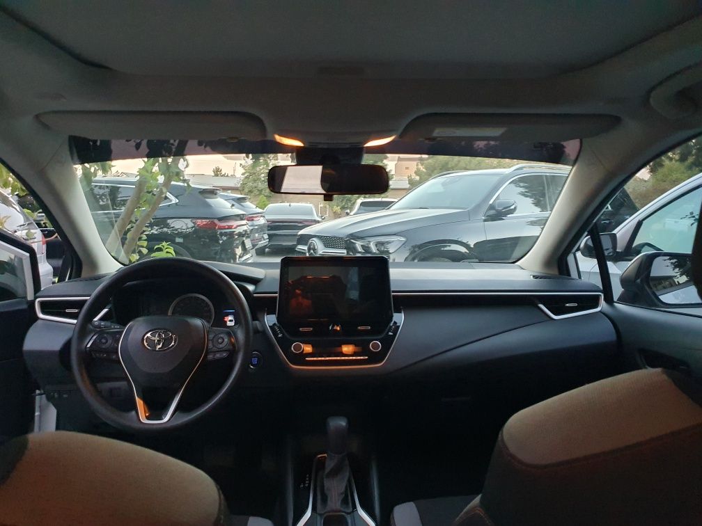 TOYOTA Corolla D-4 T. Yili 2023. Yurgani 16000. Narxi 18300