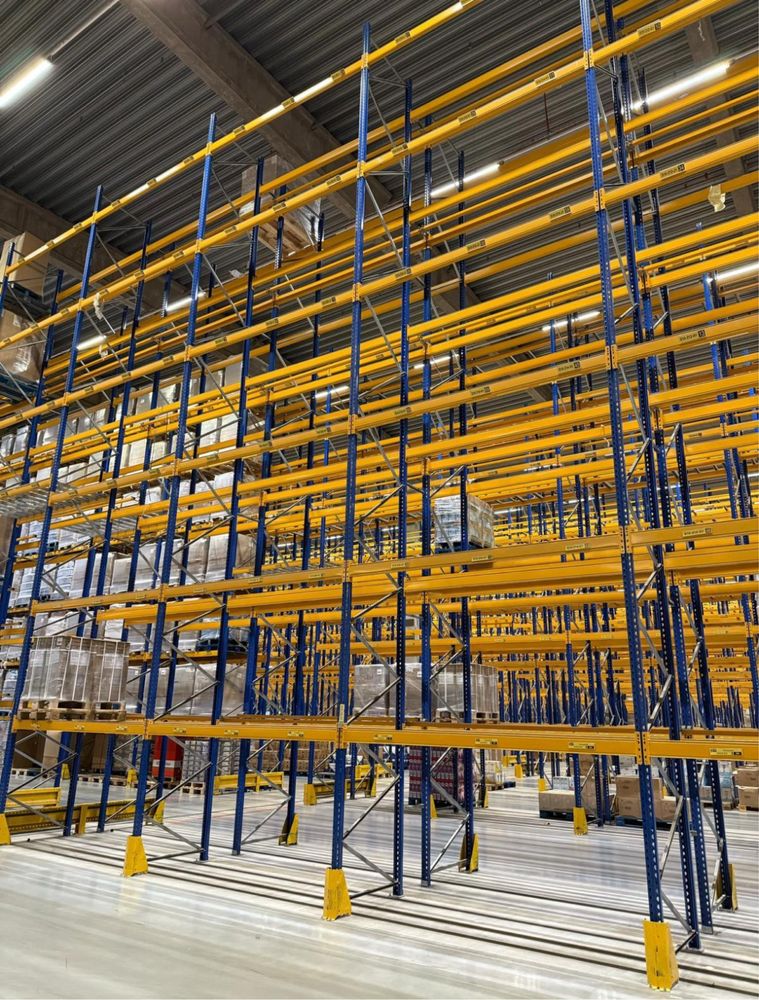 Rafturi metalice industriale