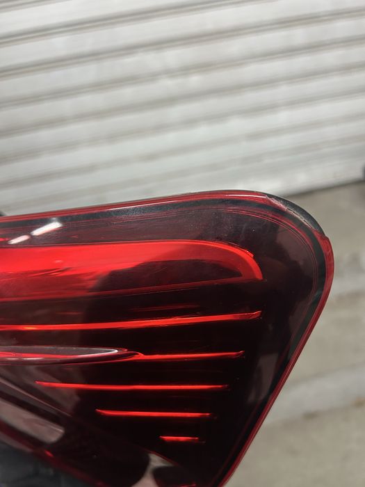 Десен стоп Тойота Авенсис 2015/2019