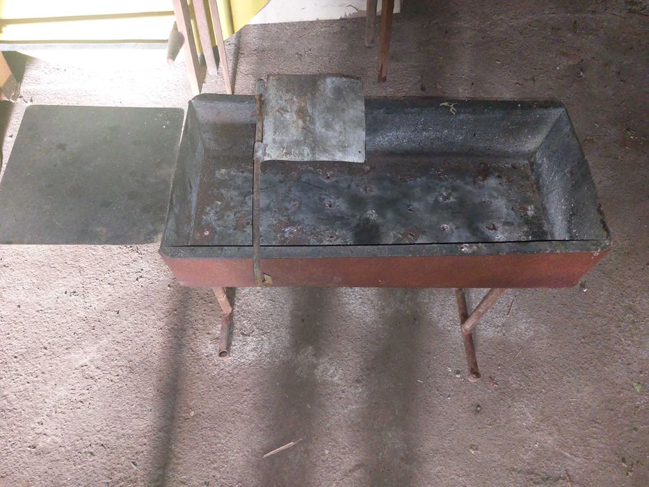 Мангал со всеми удобствами