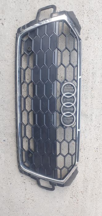 Grila frontala a5  Cod 8w6 853 651 BL

Sline