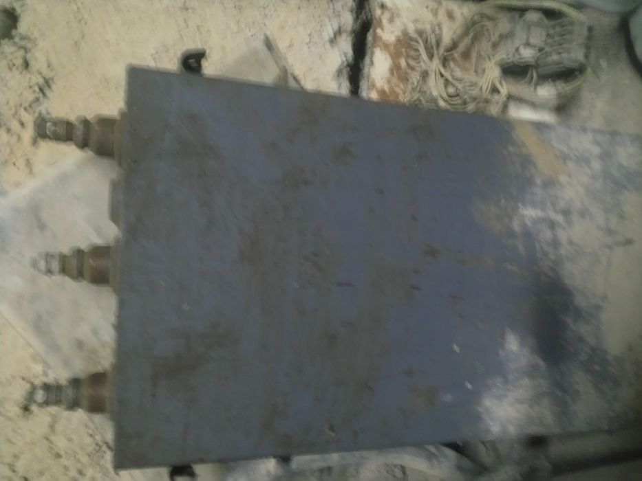 Конденсатор трёхфазный