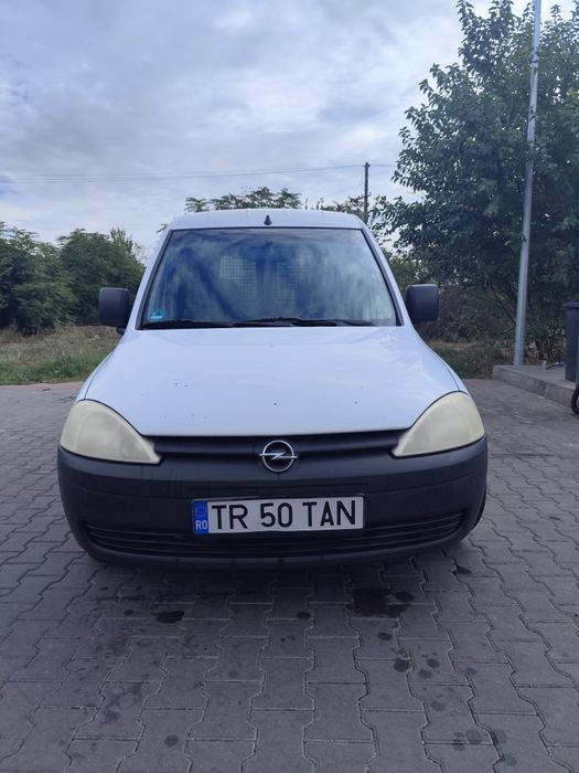 Vând Opel Combo 1.7