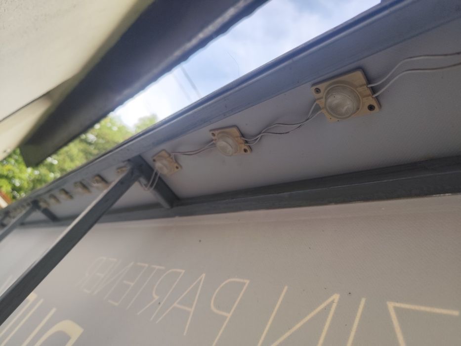 Reclama luminoasă pe led 1,02x6.42 metri