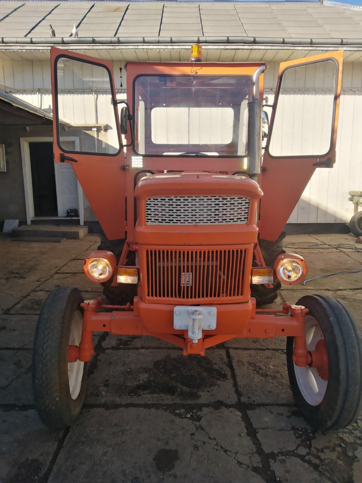 Tractor, Fiat 850