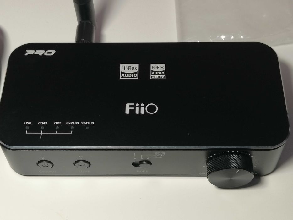 DAC Fiio BTA 30 Pro Bluetooth Nou plus accesorii, manual de utilizare