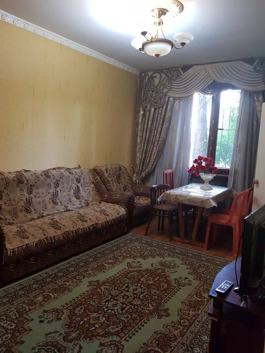 Буюк Ипак Йули 2/1/5 М.Горький 50кв:м мебель техникой