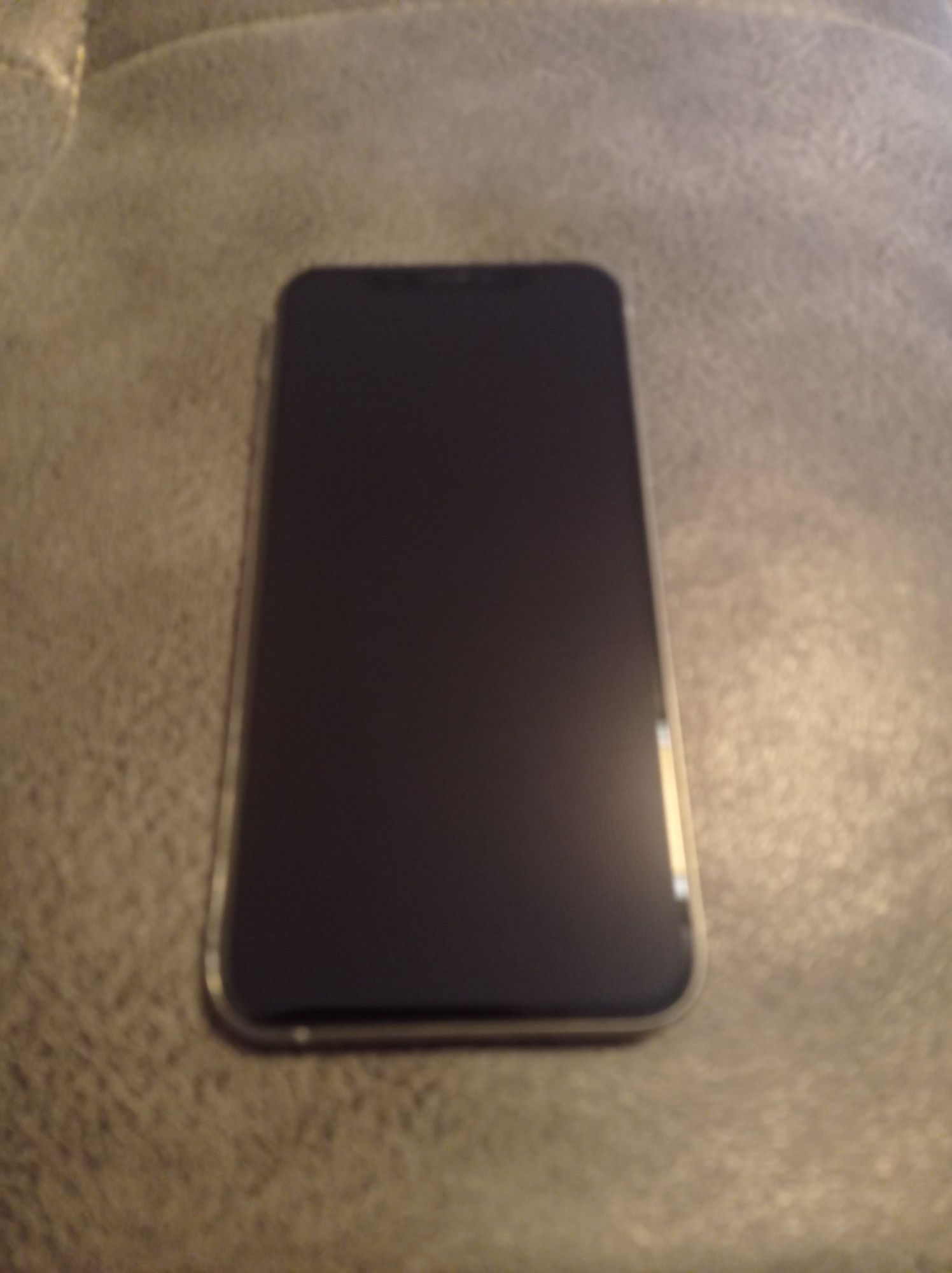 Iphone 11 pro sotiladi