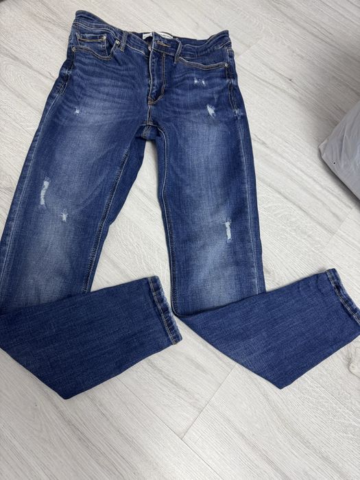 Lot blugi berska, mango, zara