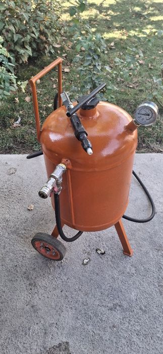 Пескоструйный аппарат отечественного производствао