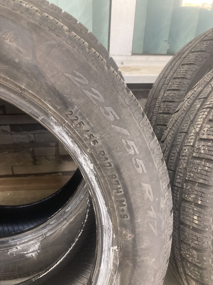 Гуми 225/45 R17 Pirelli Sottozero