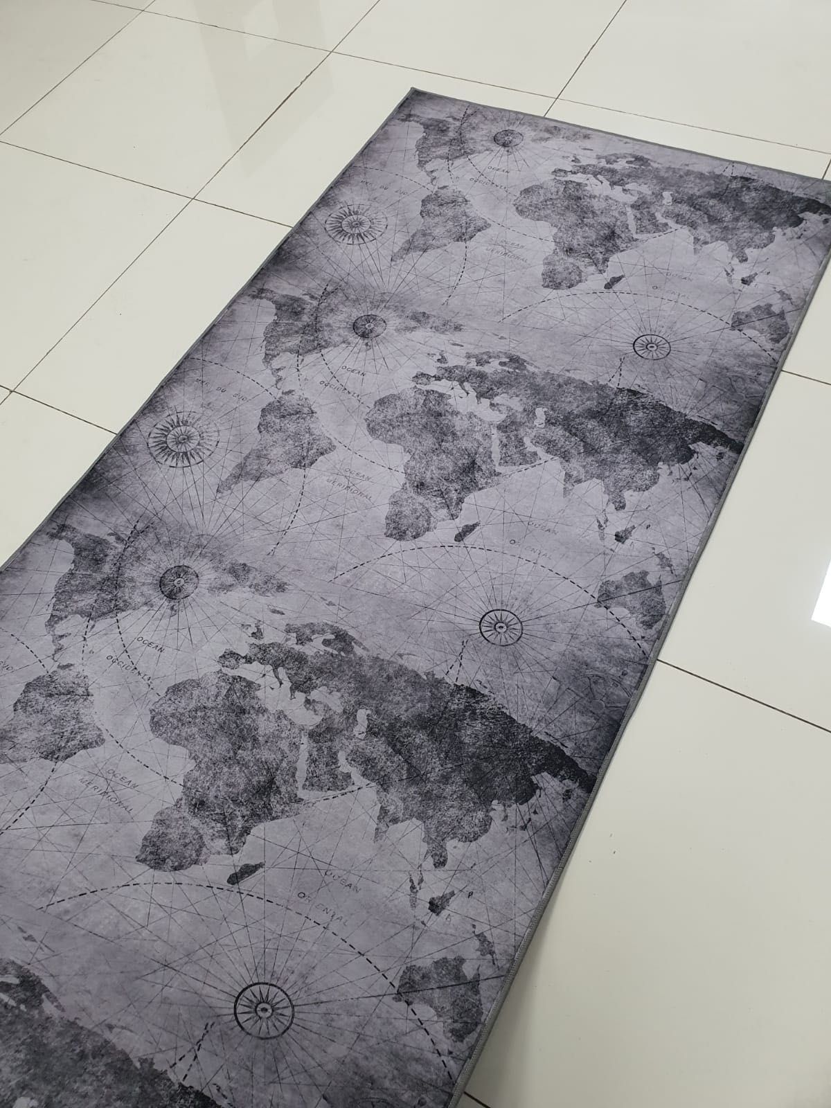 Коврик 100 см ширина ковровая дорожка в сером Географическая Карта