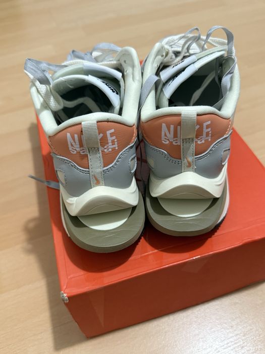 Vand adidasi Nike Vaporwaffle/Sacai