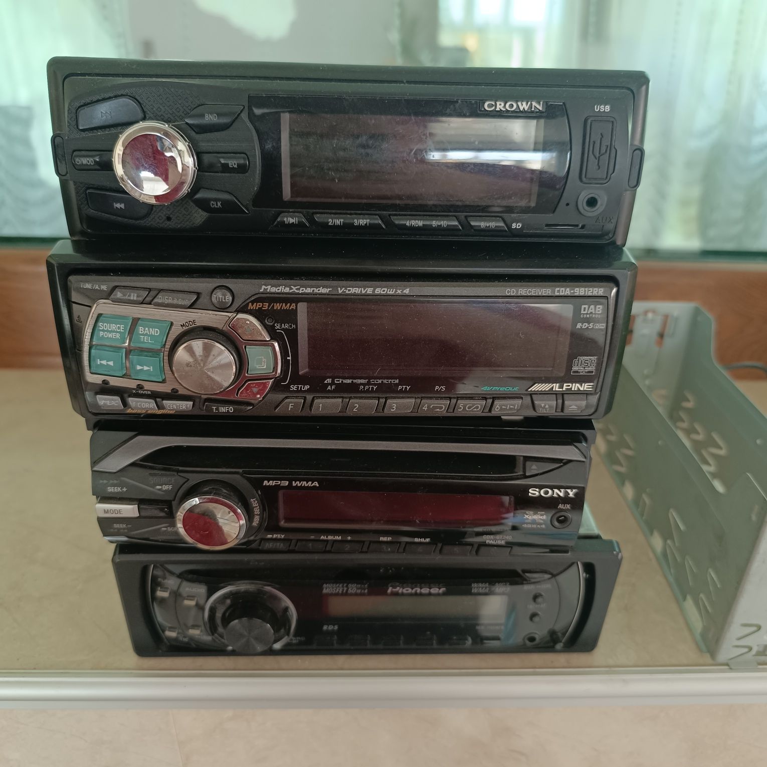 Авторадио автокасетофони Сидита CD  Sony Crown Alpine Pioneer